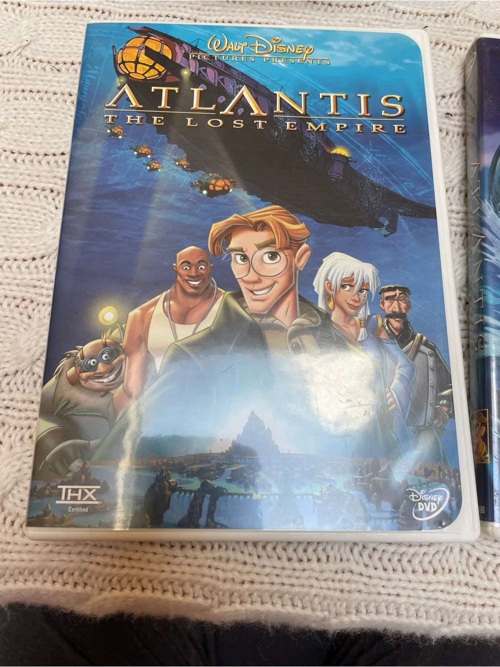 Atlantis: The Lost Empire / Atlantis: Milo's Return: Two-Movie Collection 2 dvds